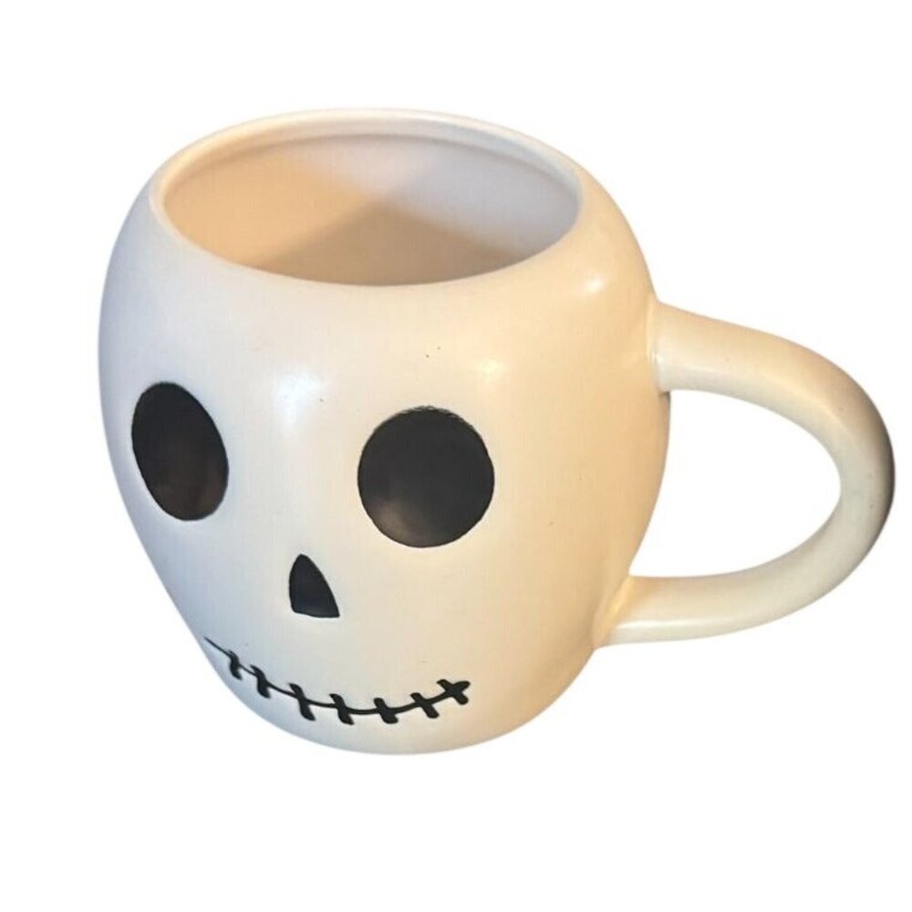 Hyde & Eek! Skull Mug Stoneware 3.5" Dishwasher & Microwave Safe Halloween Decor